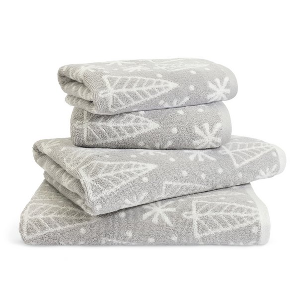 Real Living Alloy Gray Snowflake 4-Piece Towel Set