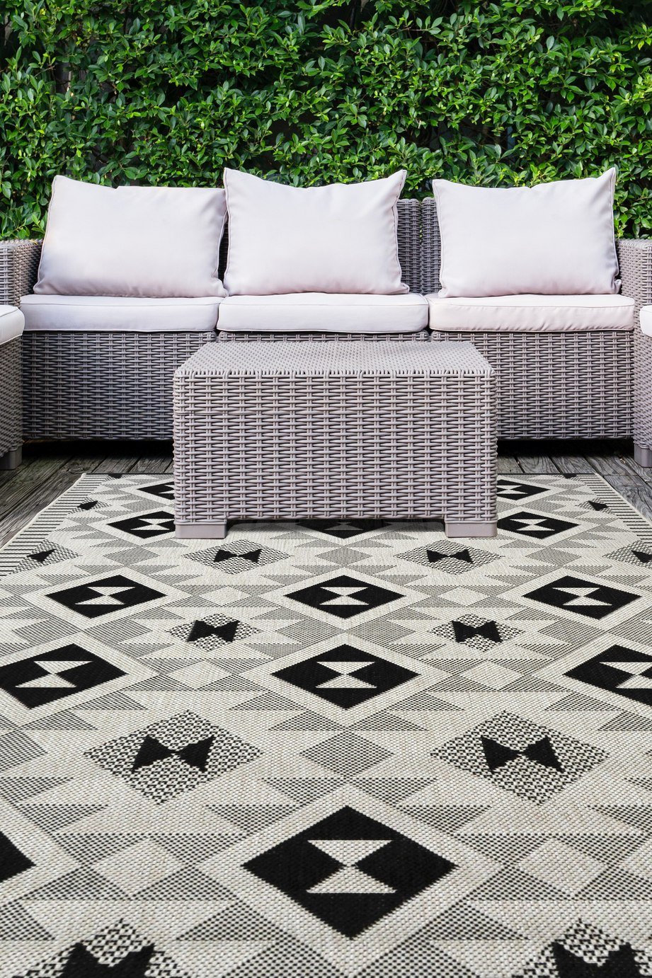 Chequerboard Mono Indoor Outdoor Rug