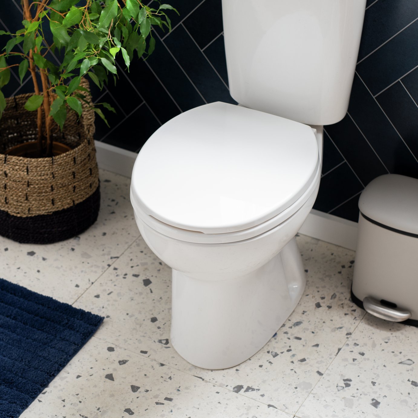 Argos Home Anti Bac Toilet Seat - White