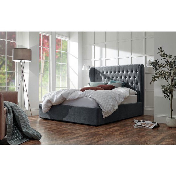 Dakota ottoman deals kingsize bed