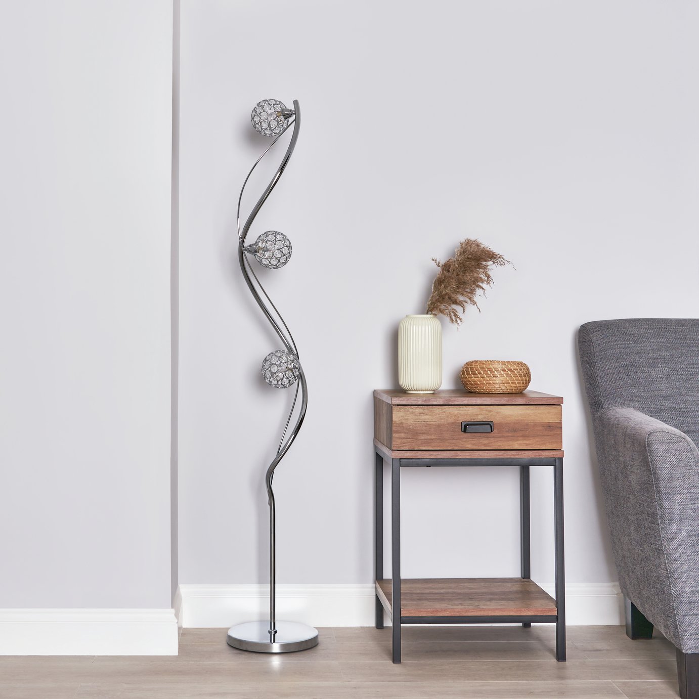 thumbnail image 2 of HOMCOM Silver Spiral Floor Lamp With 3-Way Dimmable LED – 147cm Tall, 600 Lumens, Foot Switch, Modern Design 2 of 5