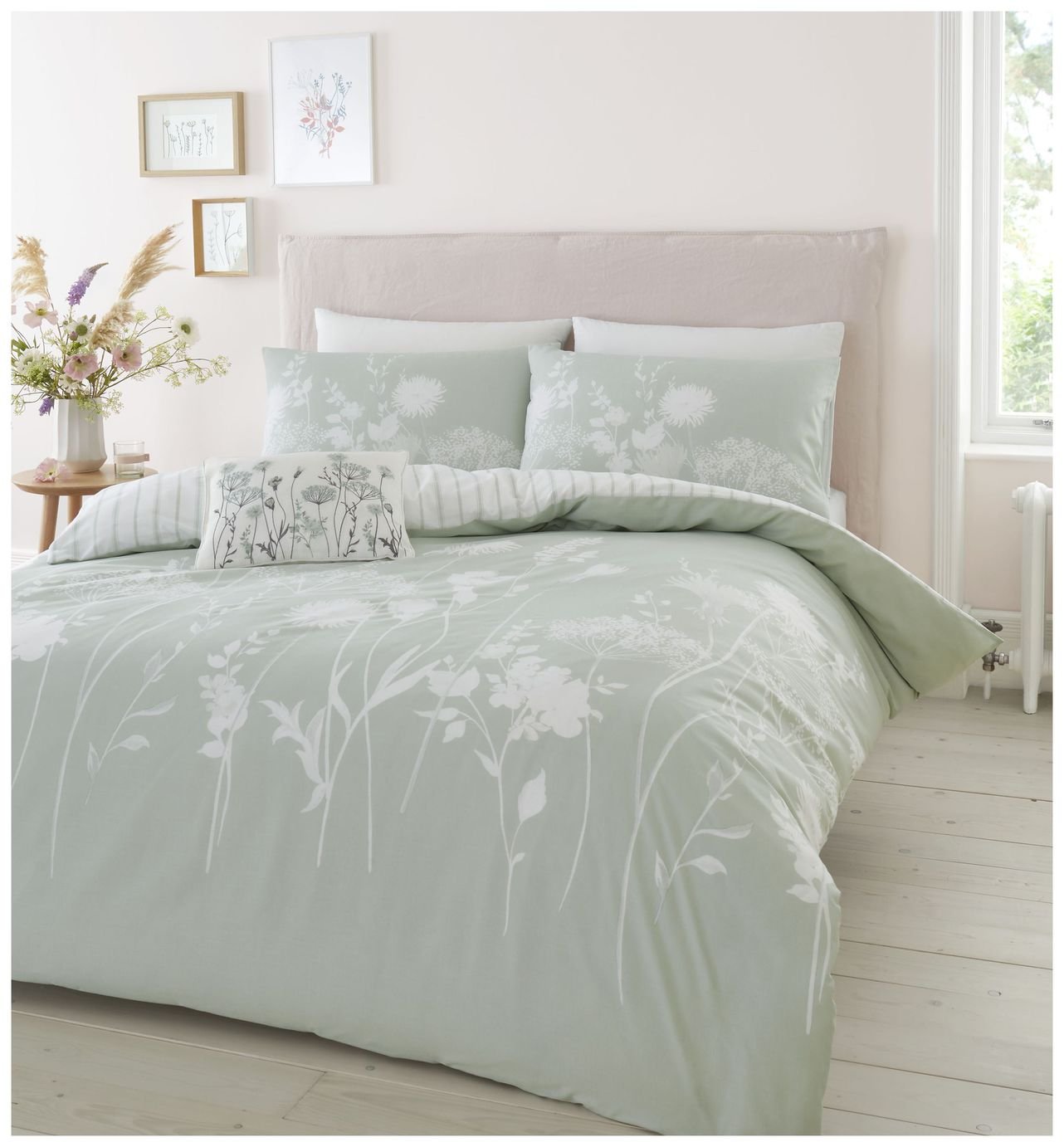 Catherine Lansfield Meadowsweet Green Bedding Set