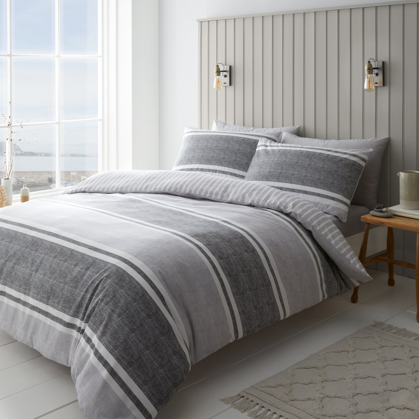 Catherine Lansfield Textured Bands Grey Bedding Set