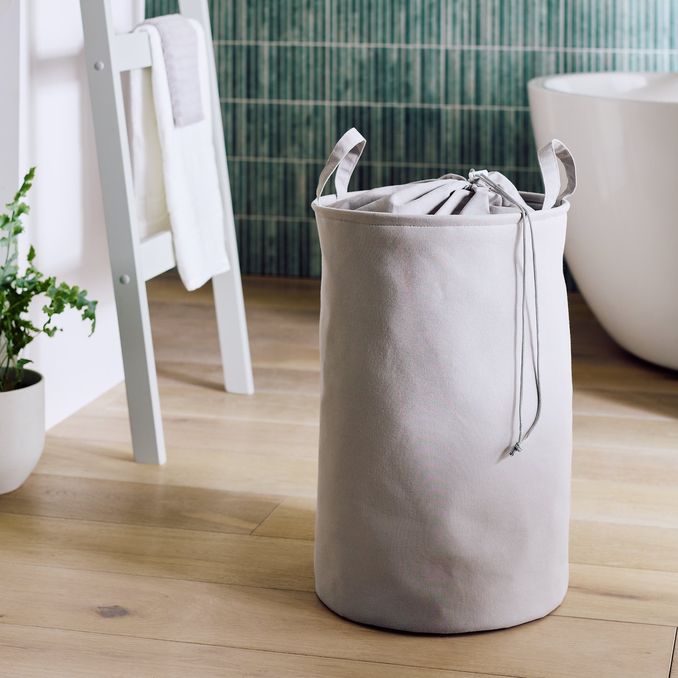 Argos Home 60 Litre Drawstring Cotton Laundry Bag - Grey