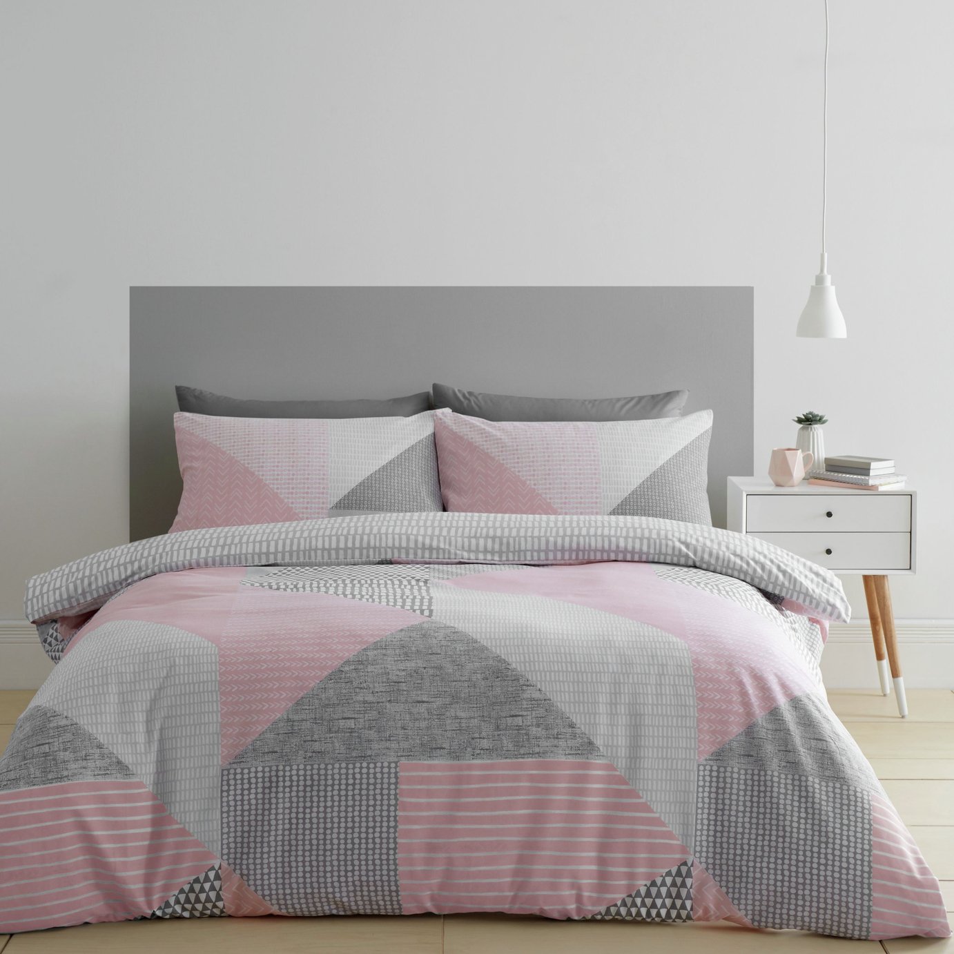 Catherine Lansfield Easycare Larsson Geo Pink Bedding Set