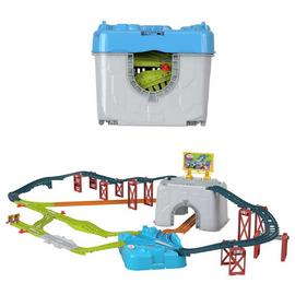 Thomas & Friends Connect & Build Train Track Bucket Set