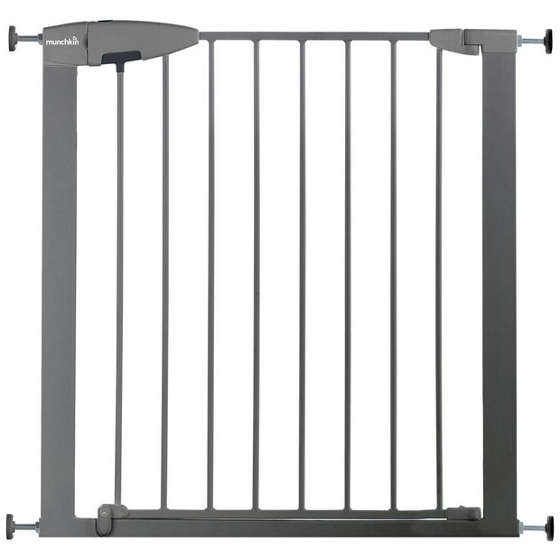 Munchkin portable hot sale gate