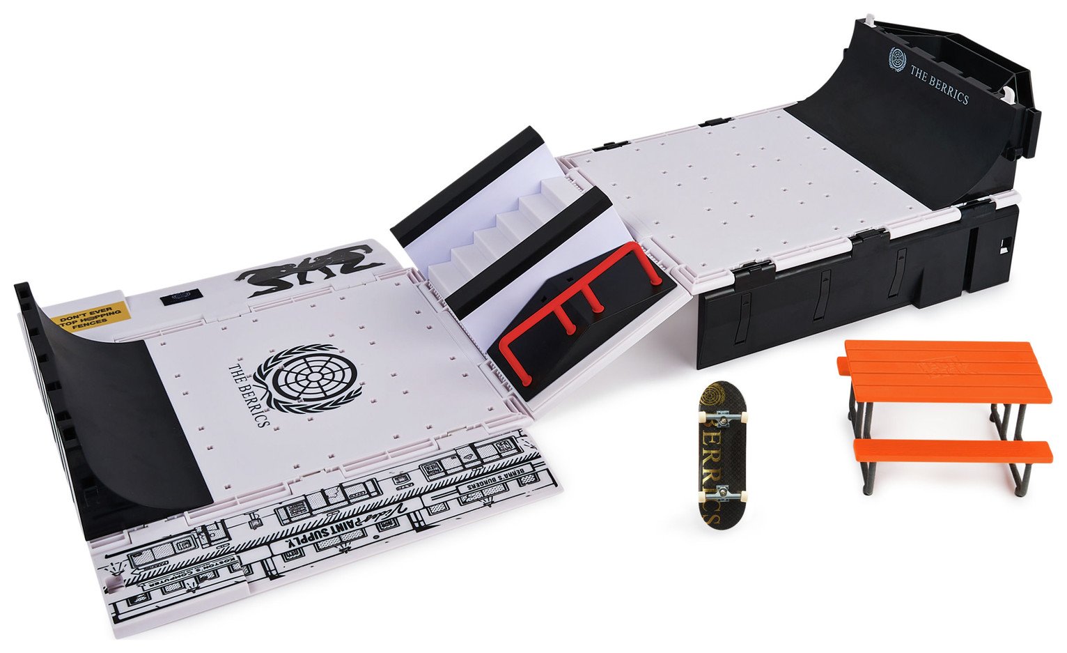 Tech Deck Transforming Finger Skateboard Park Playset