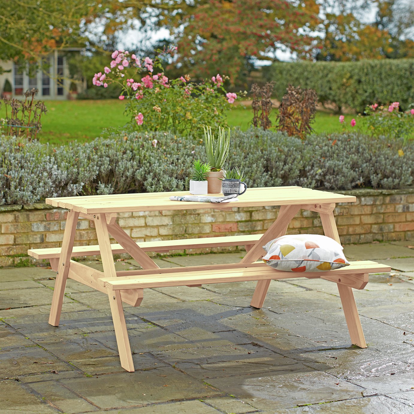 Argos Home 4 Seater Wooden Garden Bench 