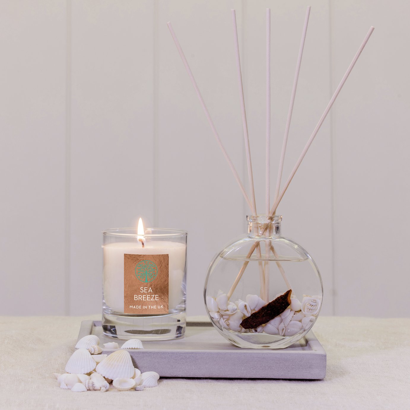 Stoneglow Candles Medium Boxed Candle - Sea Breeze