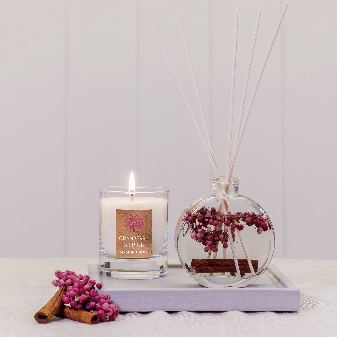 Stoneglow Candles Medium Boxed Candle - Cranberry & Spice