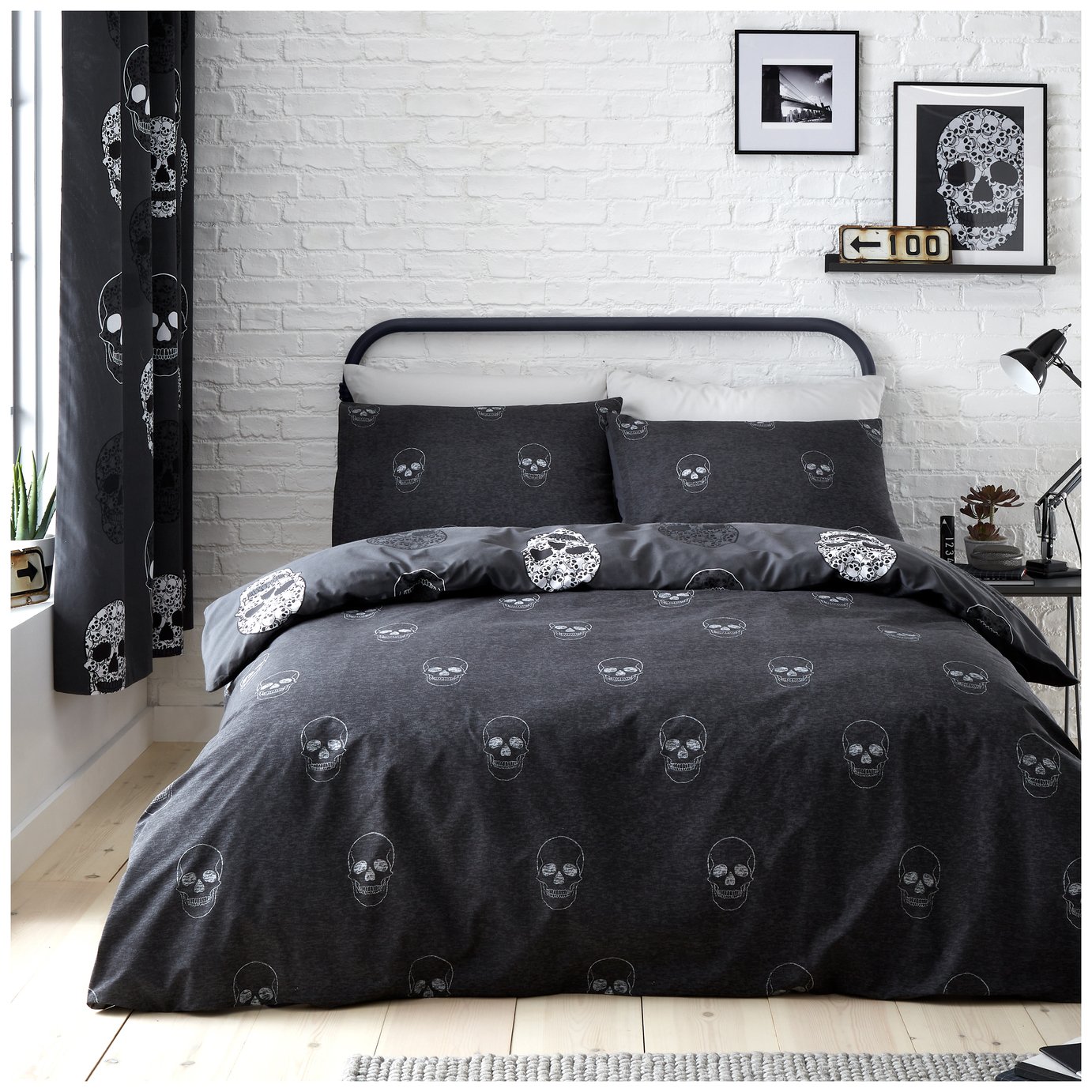 Catherine Lansfield Skulls Kids Bedding Set - Double