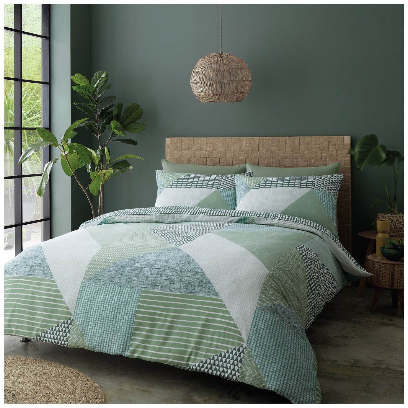 Catherine Lansfield Larsson Geo Print Green Bedding Set