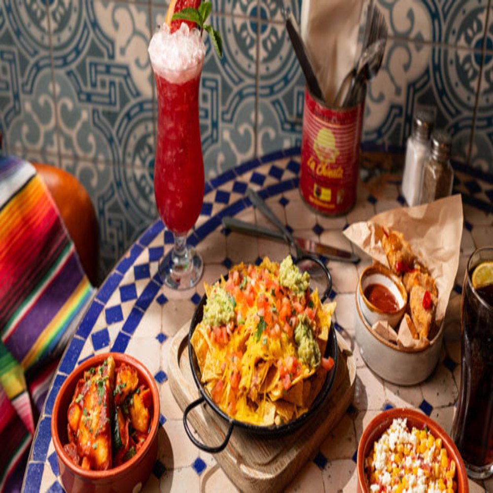 Red Letter Days Revolución de Cuba For Two Gift Experience