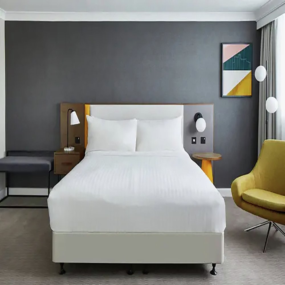 Red Letter Days Marriott Hotel Stay With Breakfast For Two