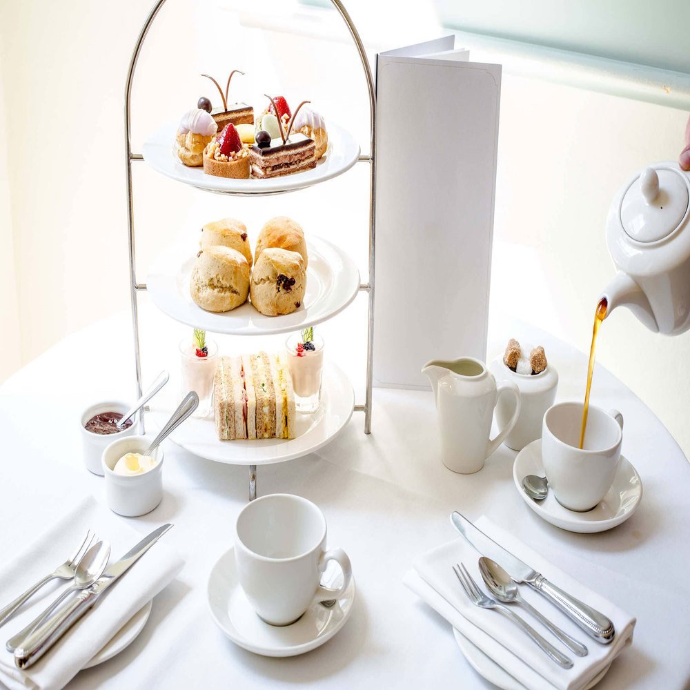 Buyagift The Alnwick Garden And Afternoon Tea For Two