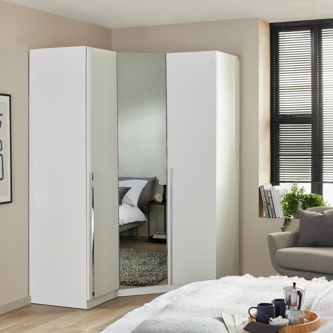 Habitat Munich Corner 3 Door Mirror Wardrobe - White