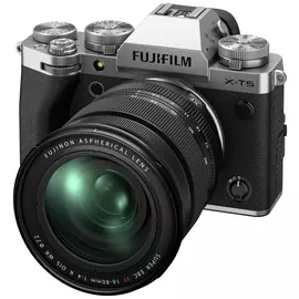 Fujifilm X-T5 Mirrorless Camera With 16-80mm Lens