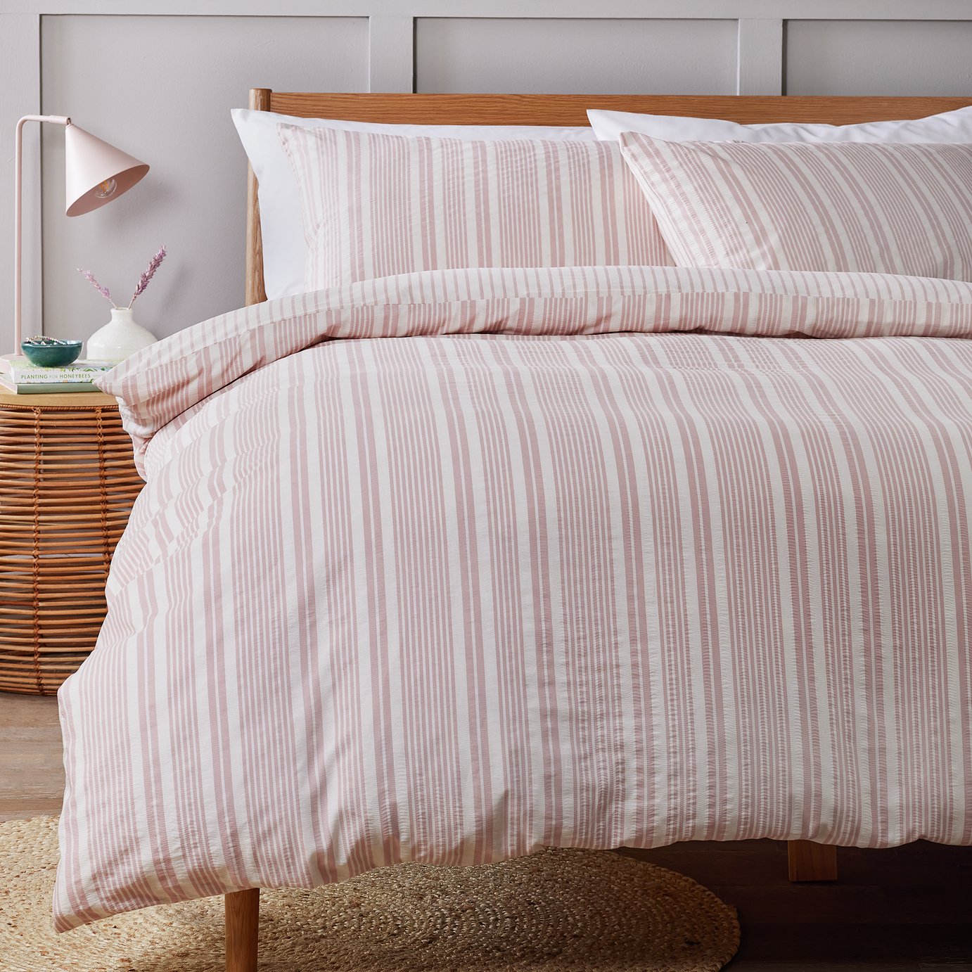 Argos Home Striped Seersucker Pink Bedding Set - Single