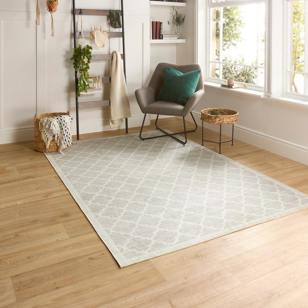 Mega Flooring Beige Modern Geometric Rug - 160 x 230cm
