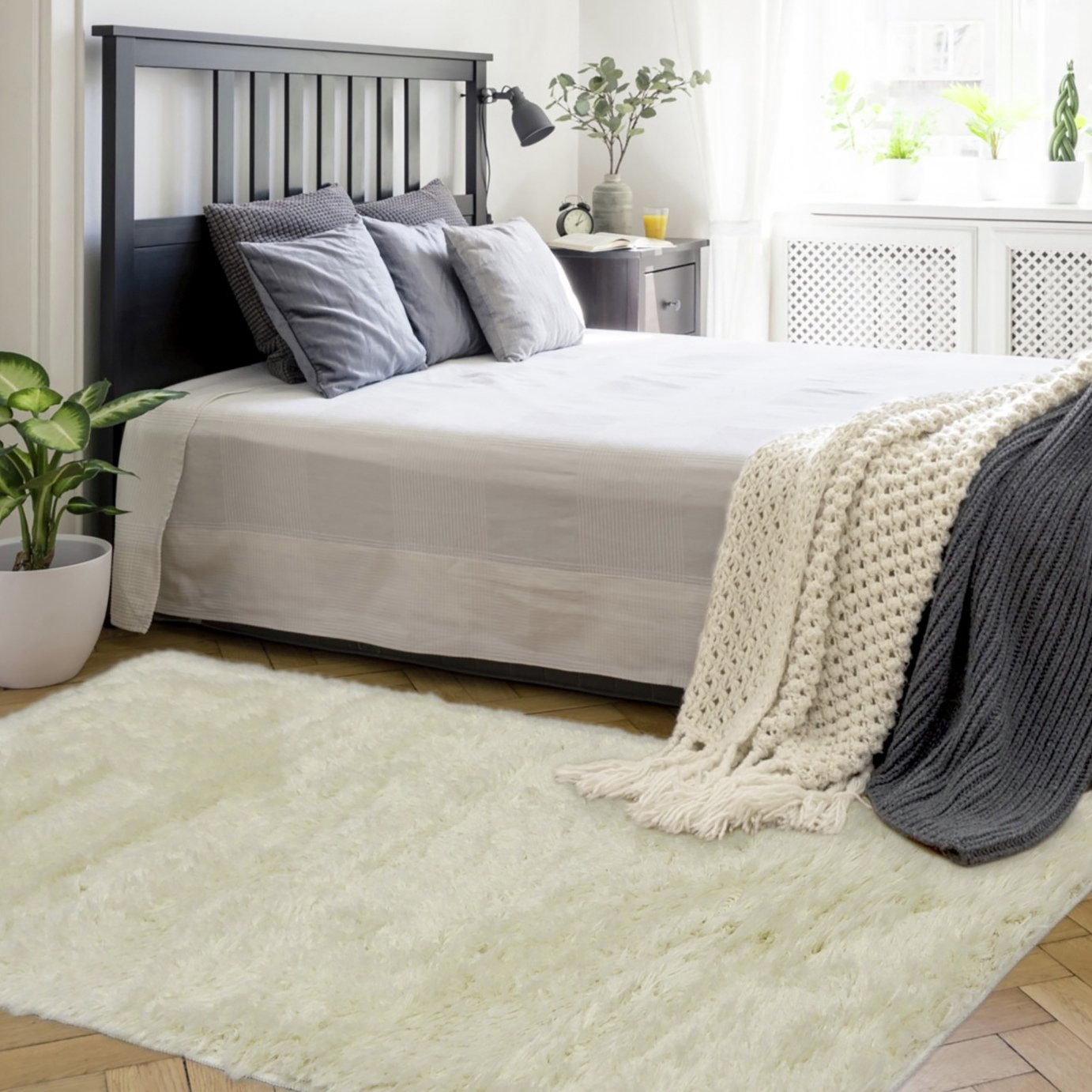 Homemaker Soft Washable Round Shaggy Rug