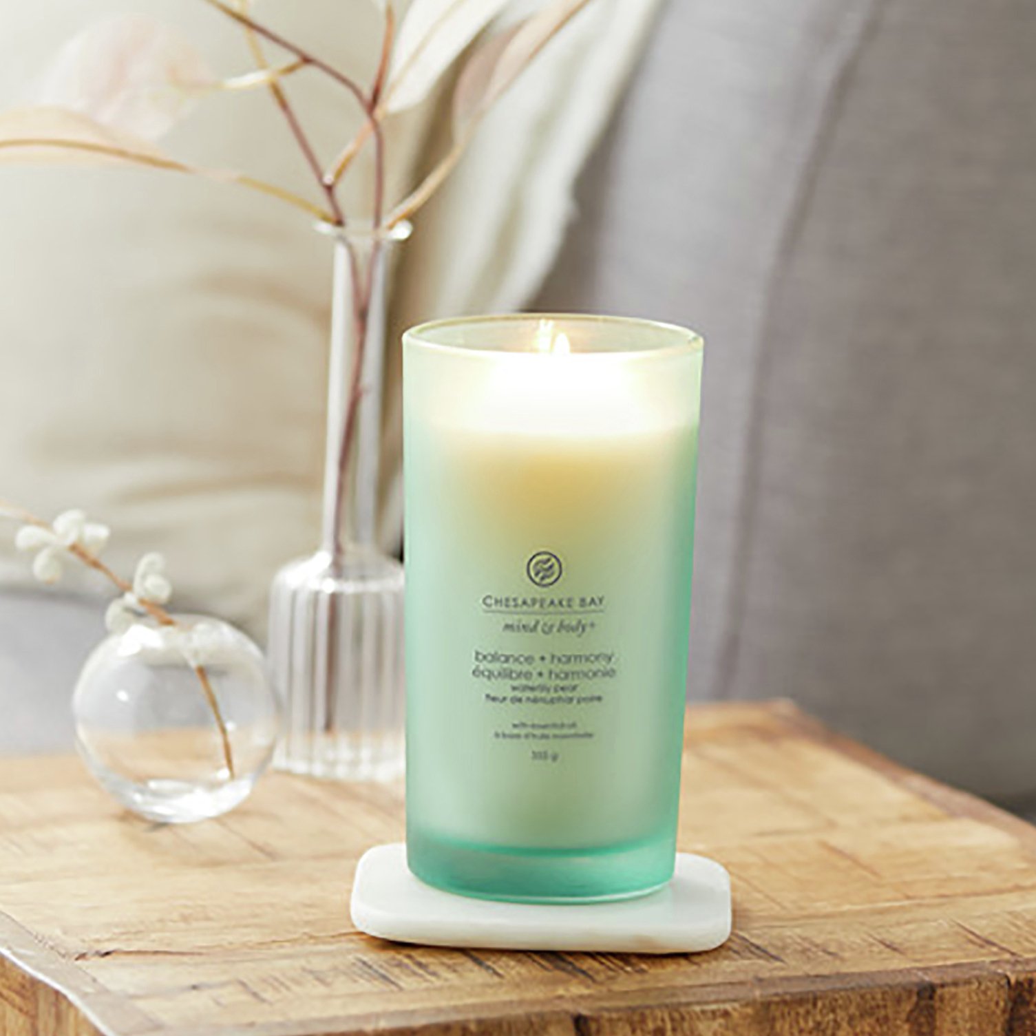 Chesapeake Bay Large Jar Candle - Waterlily Pear