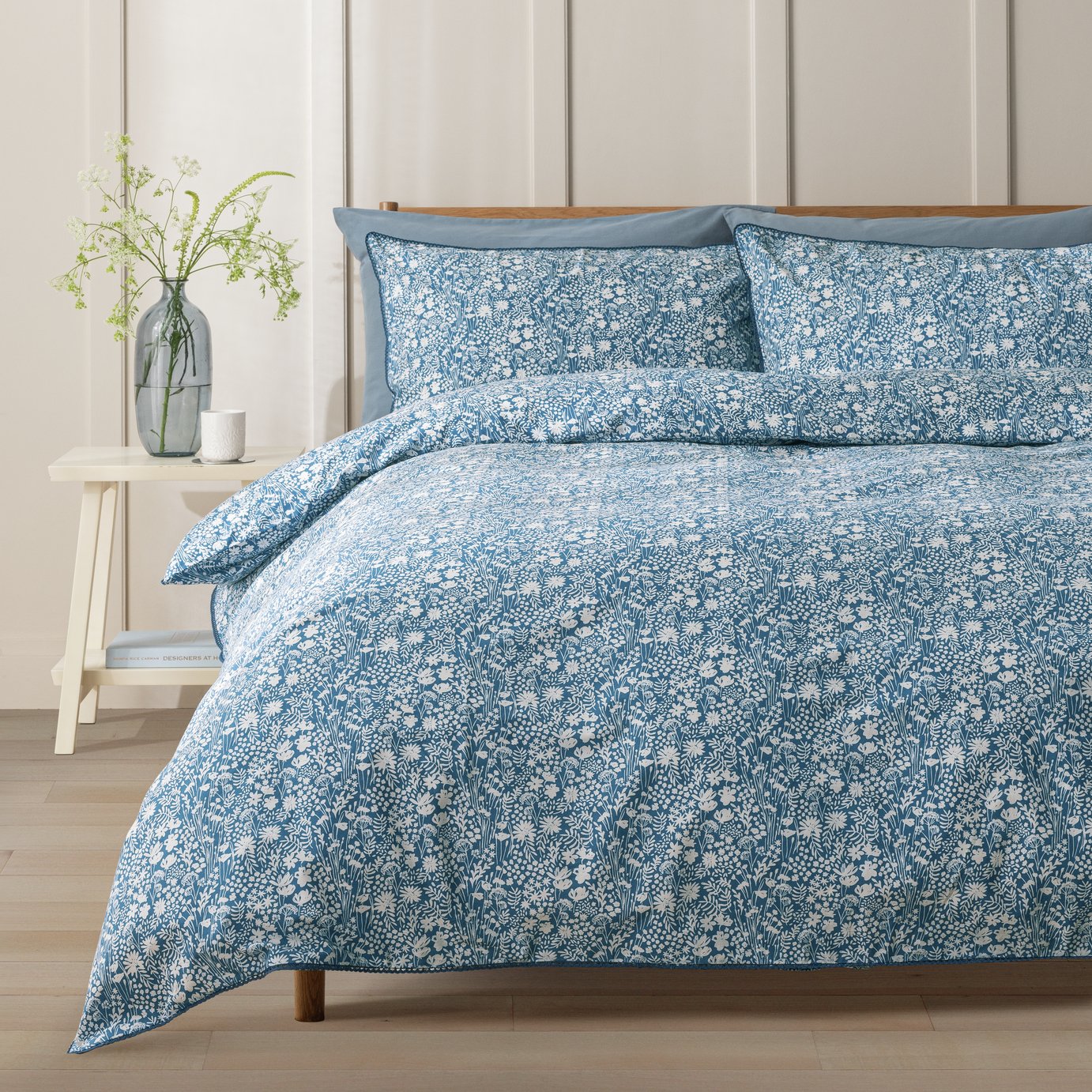 Argos Home Cotton Ditsy Floral Blue Bedding Set - Superking