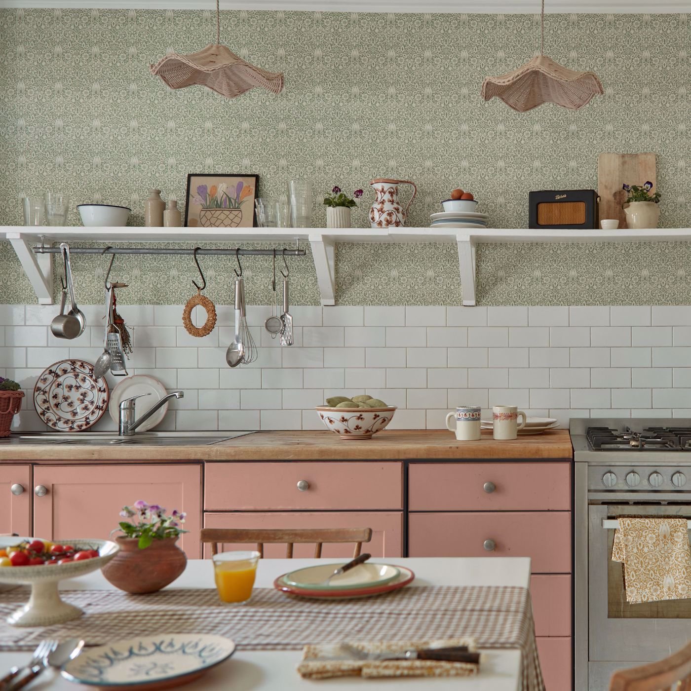 Morris & Co. Borage Leaf Green Floral Wallpaper