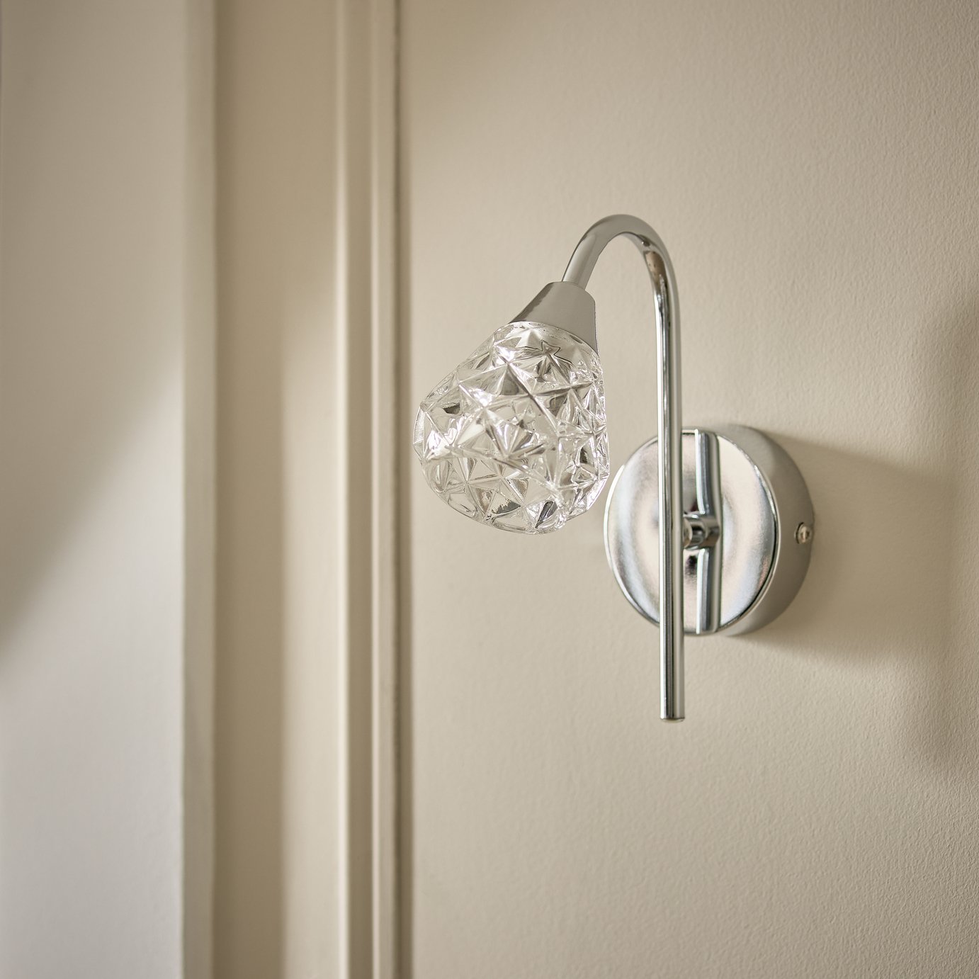 Argos Home Dico Fixed Neck Wall Light - Chrome