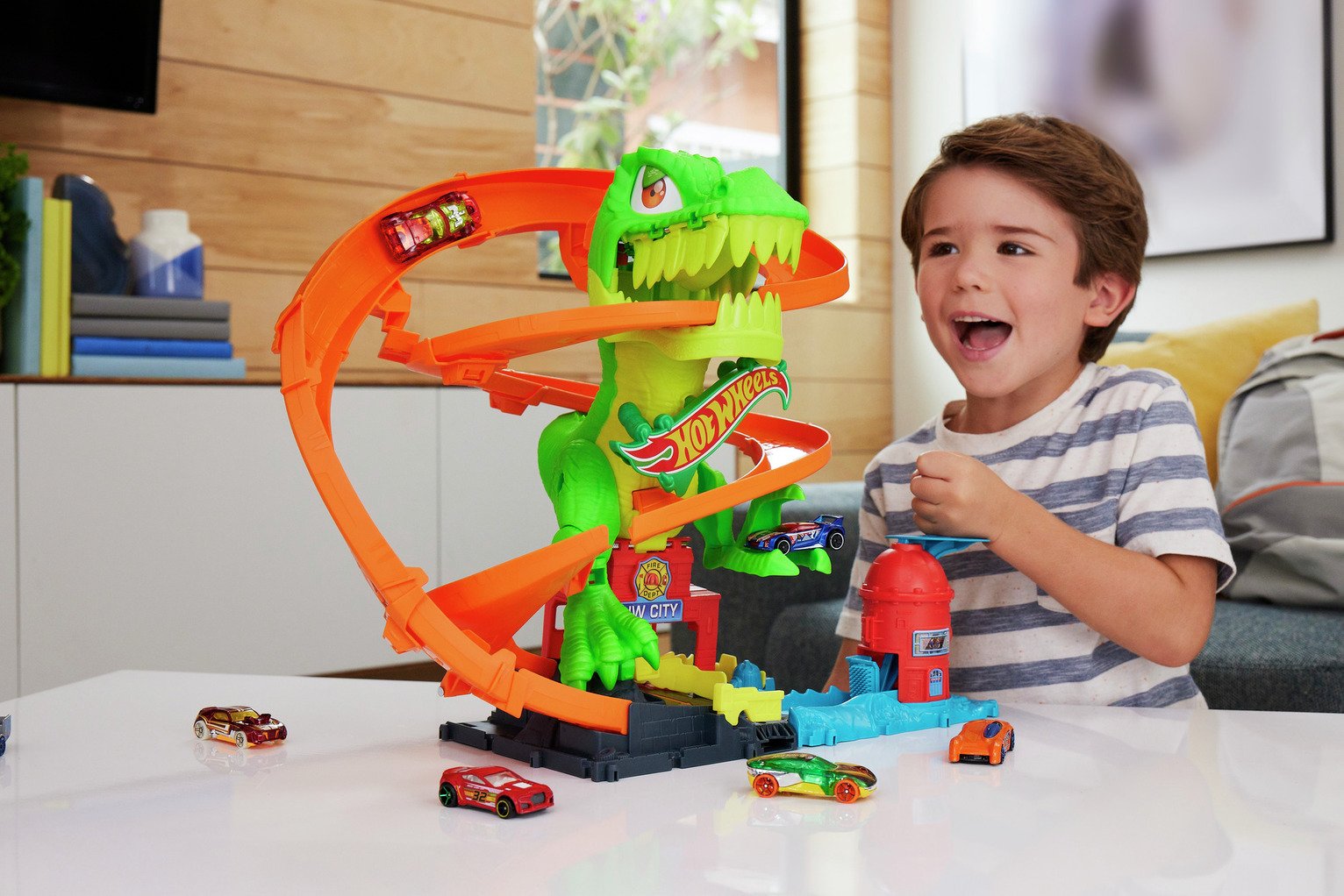 Hot Wheels City Car Track Set, T-Rex Blaze Battle Playset 