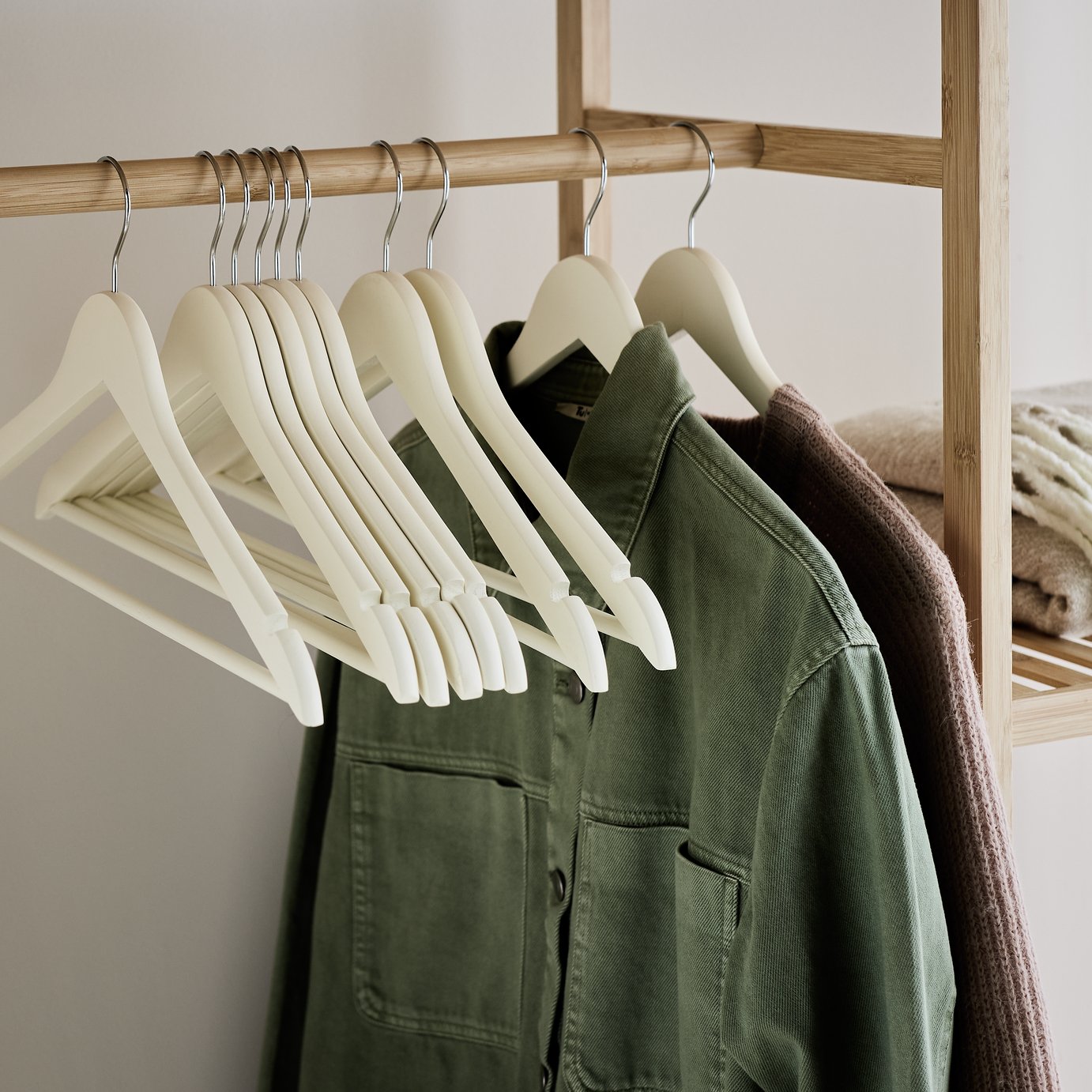 Argos Home Wooden Pack of 10 Hangers - Cream