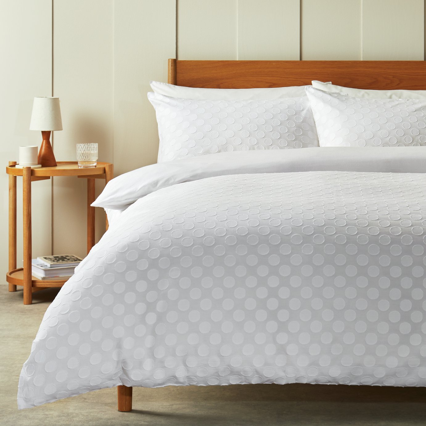 Habitat Cotton Clipped Dot White Bedding Set