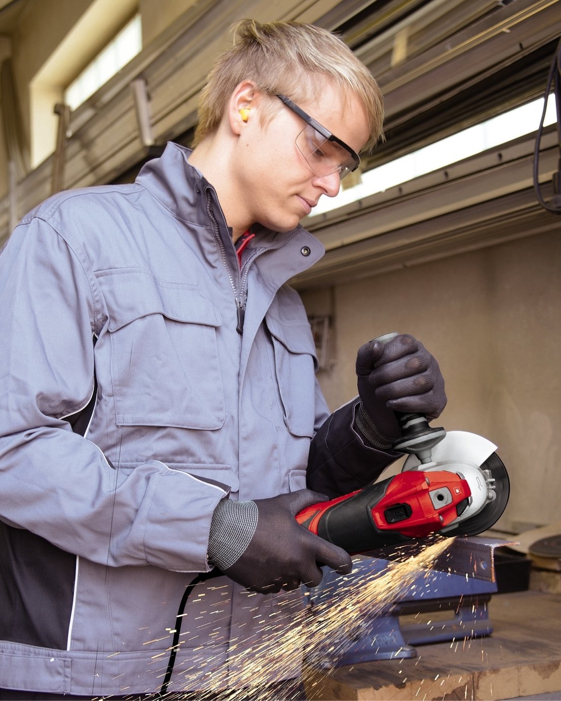 Einhell 720W Corded Angle Grinder - 230V