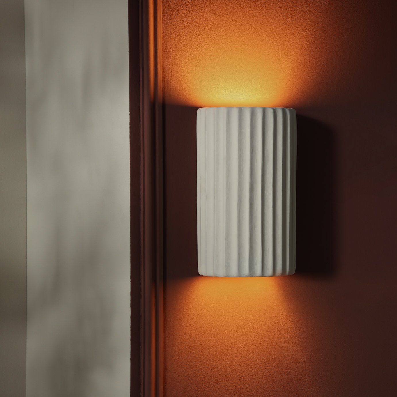 Argos Home Mars Ceramic Ribbed Wall Light - White