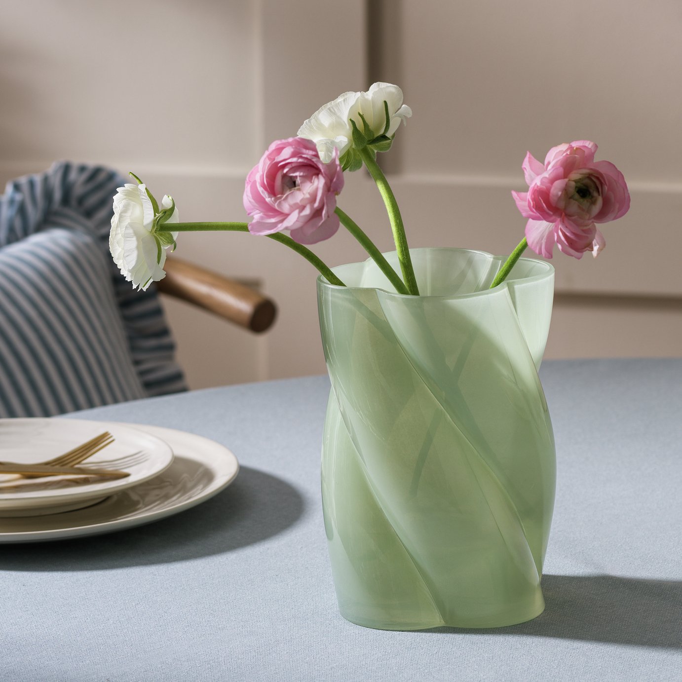 Habitat Twisted Glass Vase - Green