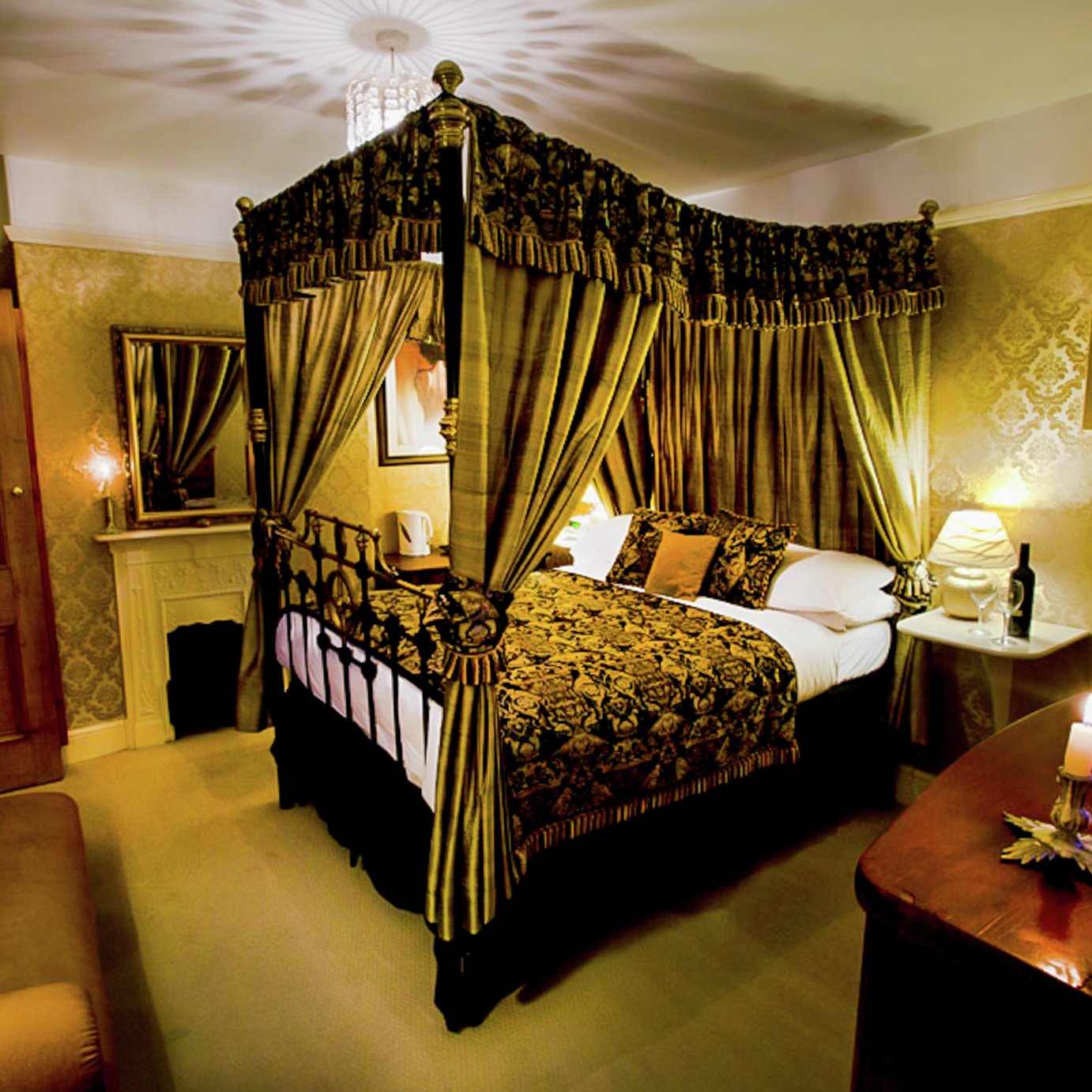 Activity Superstore Boutique Hotels & Deluxe B&B Break For 2