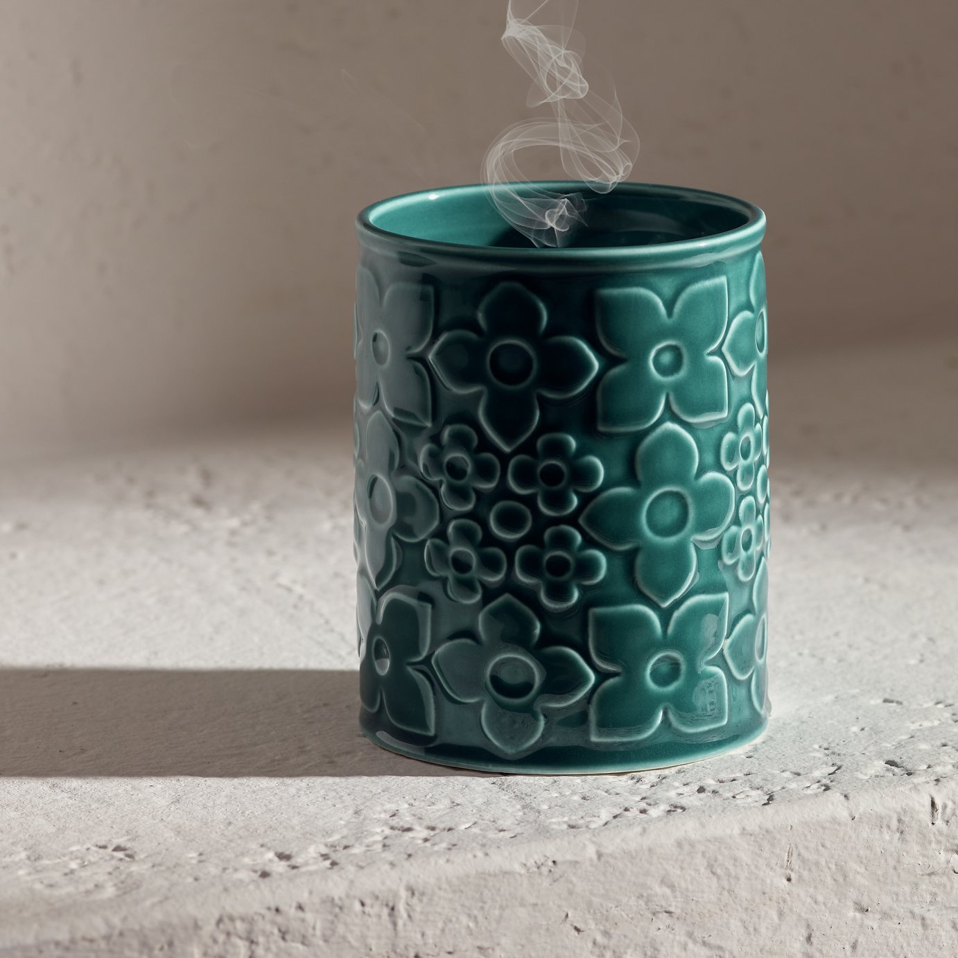 Habitat x Scion Medium Jar Candle - Oak & Geranium