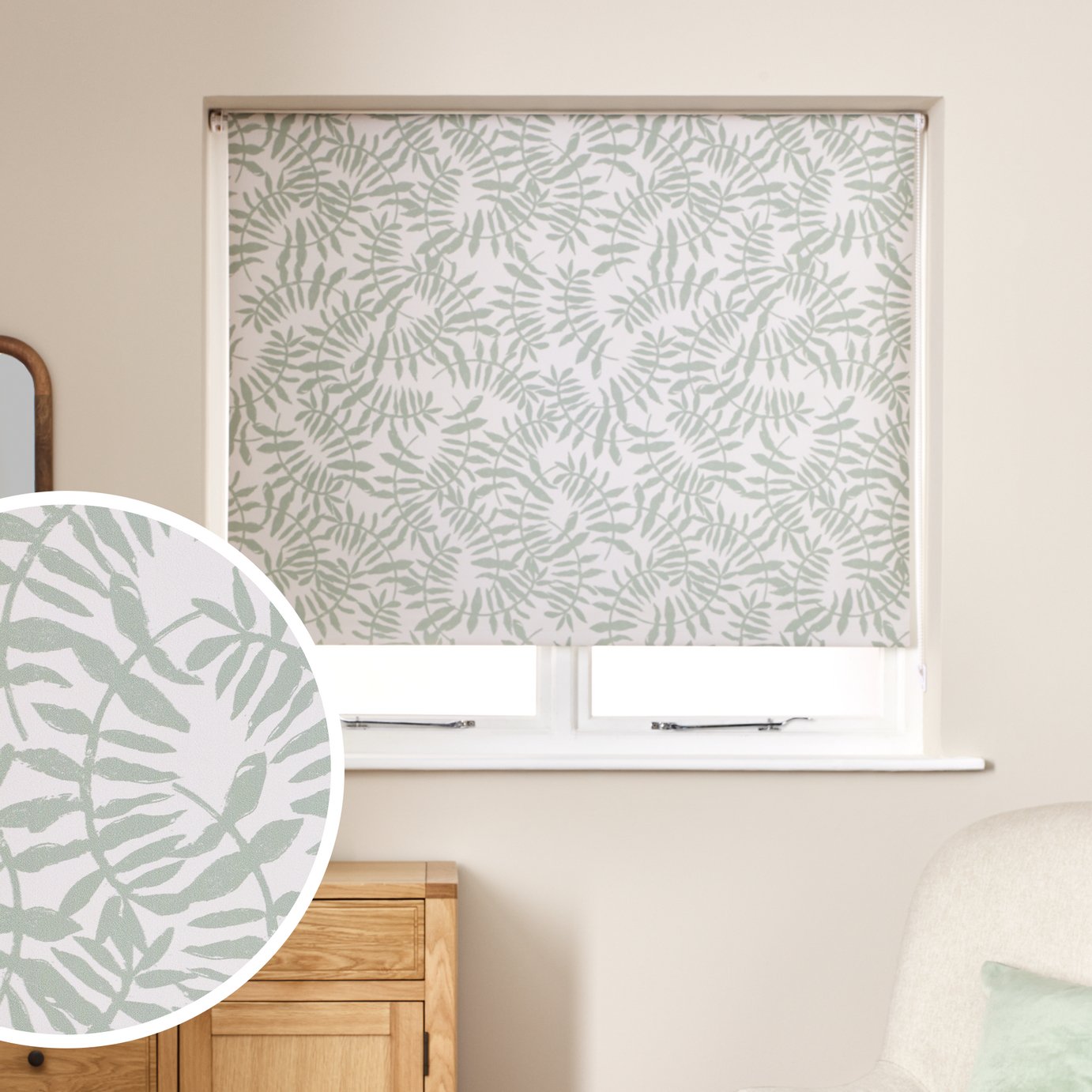 Argos Home Leaf Print Blackout Green Roller Blind - 120cm