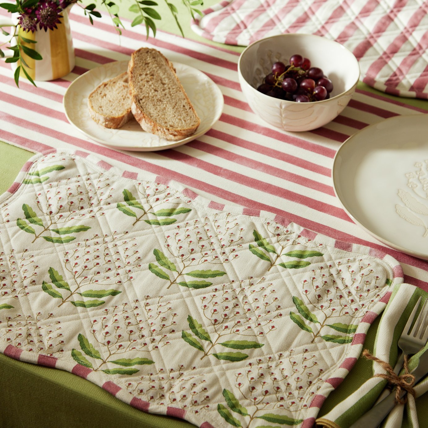 Habitat x Sanderson & National Trust Bellis Placemats 2pk