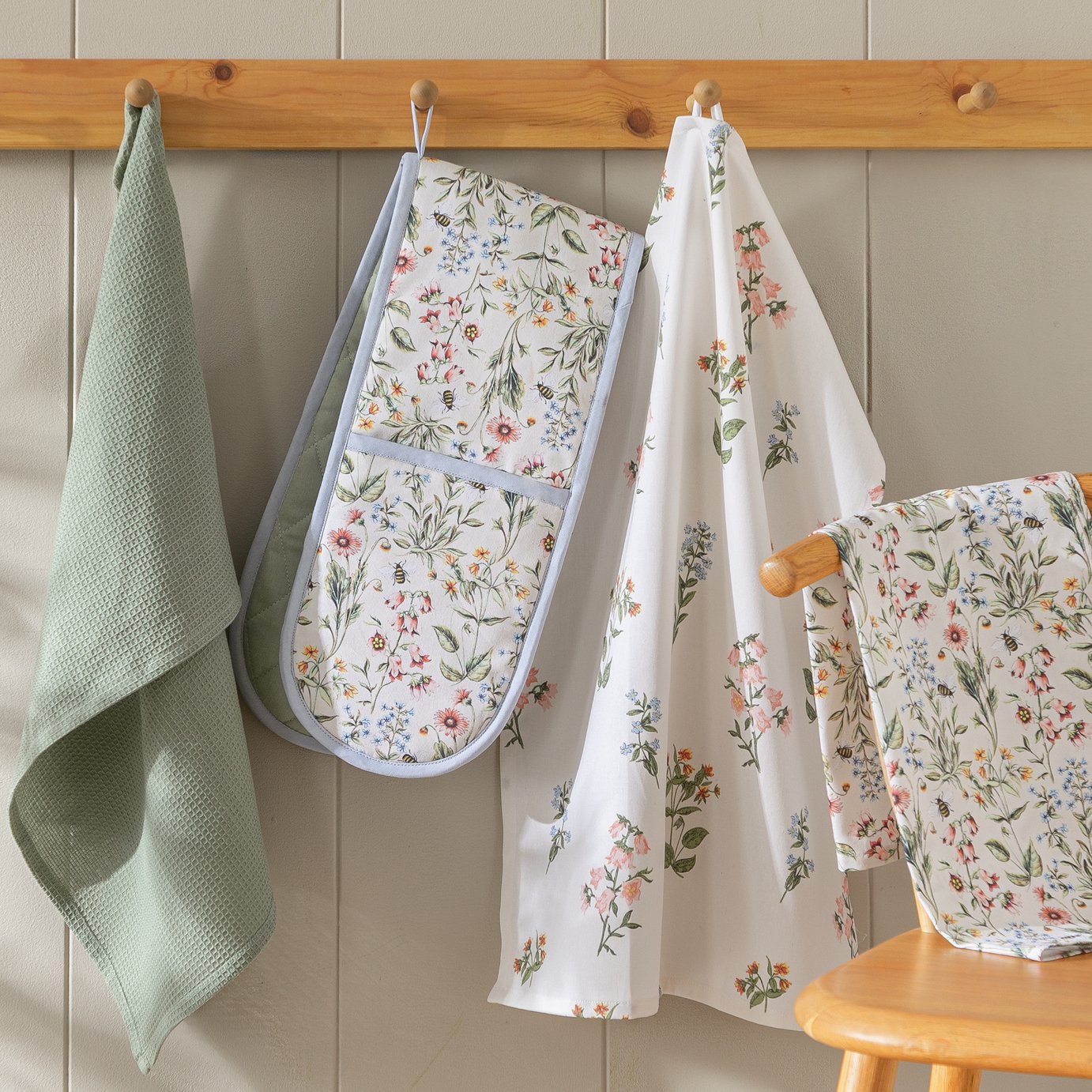 Argos Home Bee Floral Cotton Textile Set - Cream