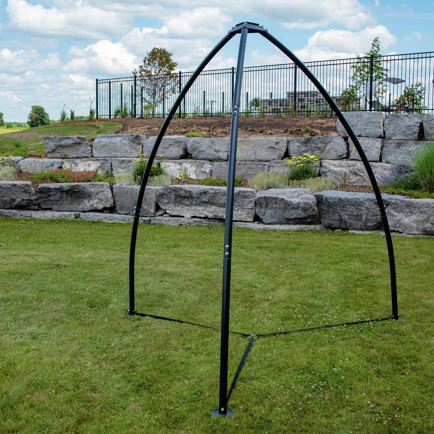 Vivere Tripod Hanging Chair Stand - Black