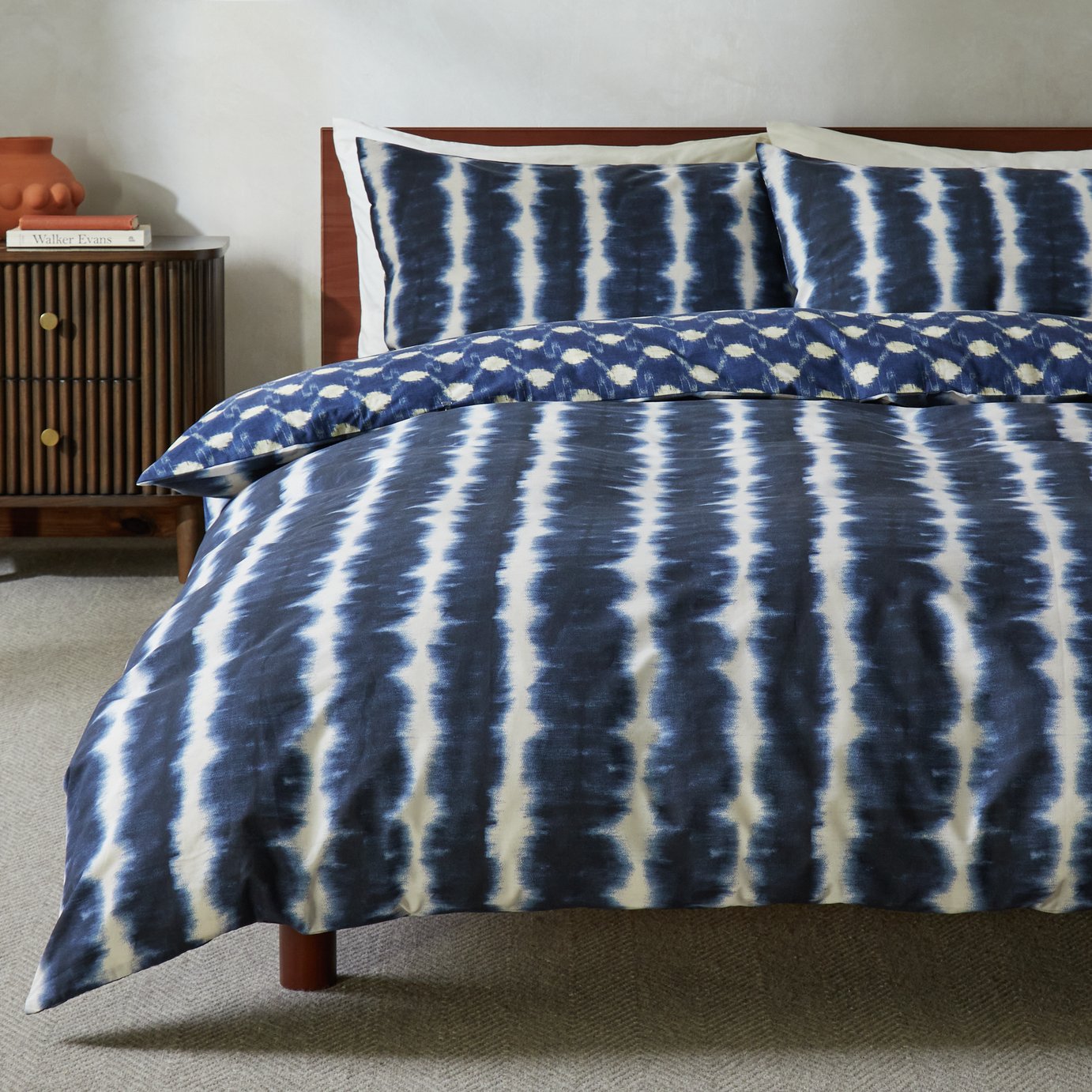 Habitat Shibori Texture Blue and White Bedding Set - King