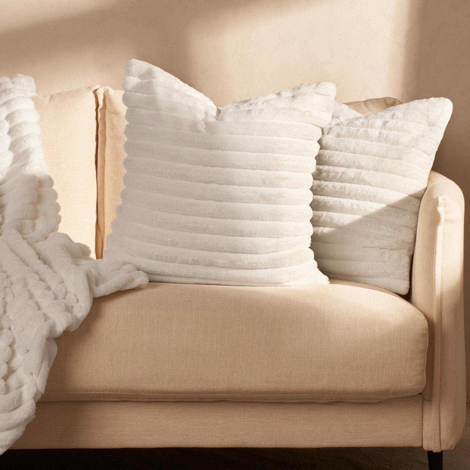 OHS 2 Pack Faux Fur Thick Rib Cushion Covers 45 x 45cm - White
