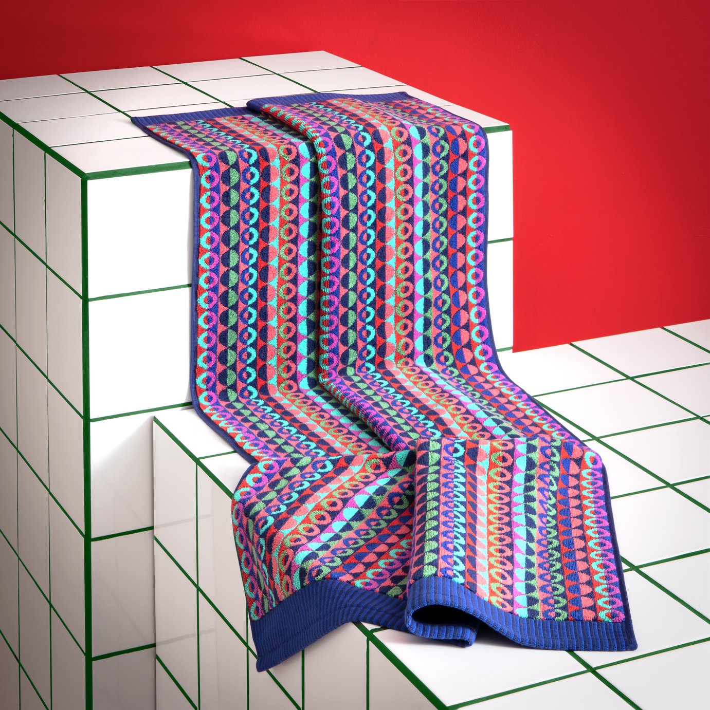 Habitat 60 Ronda Circles Bath Sheet by Margo Selby - Multi