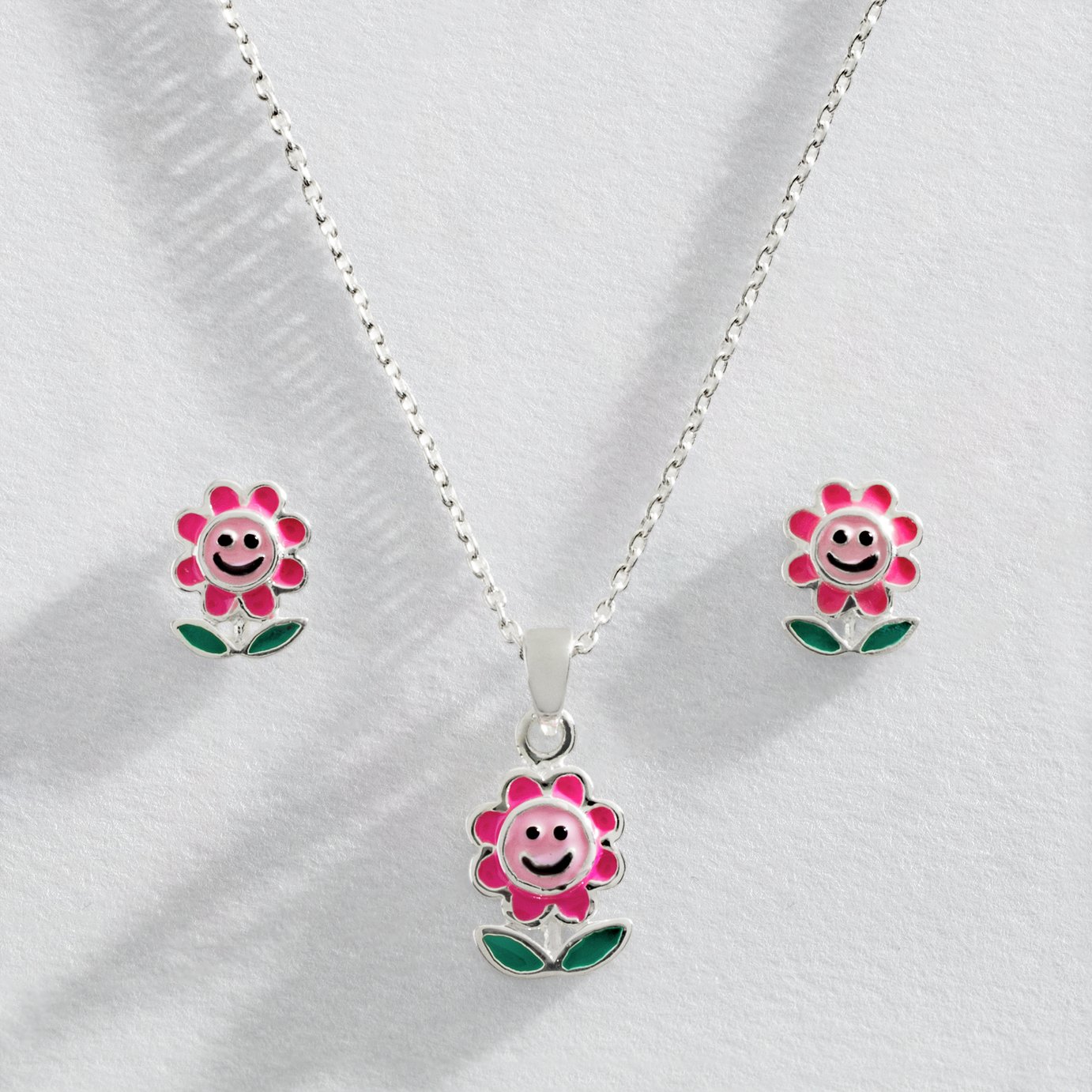 Revere Sterling Silver Daisy Flower Earring And Necklace Set