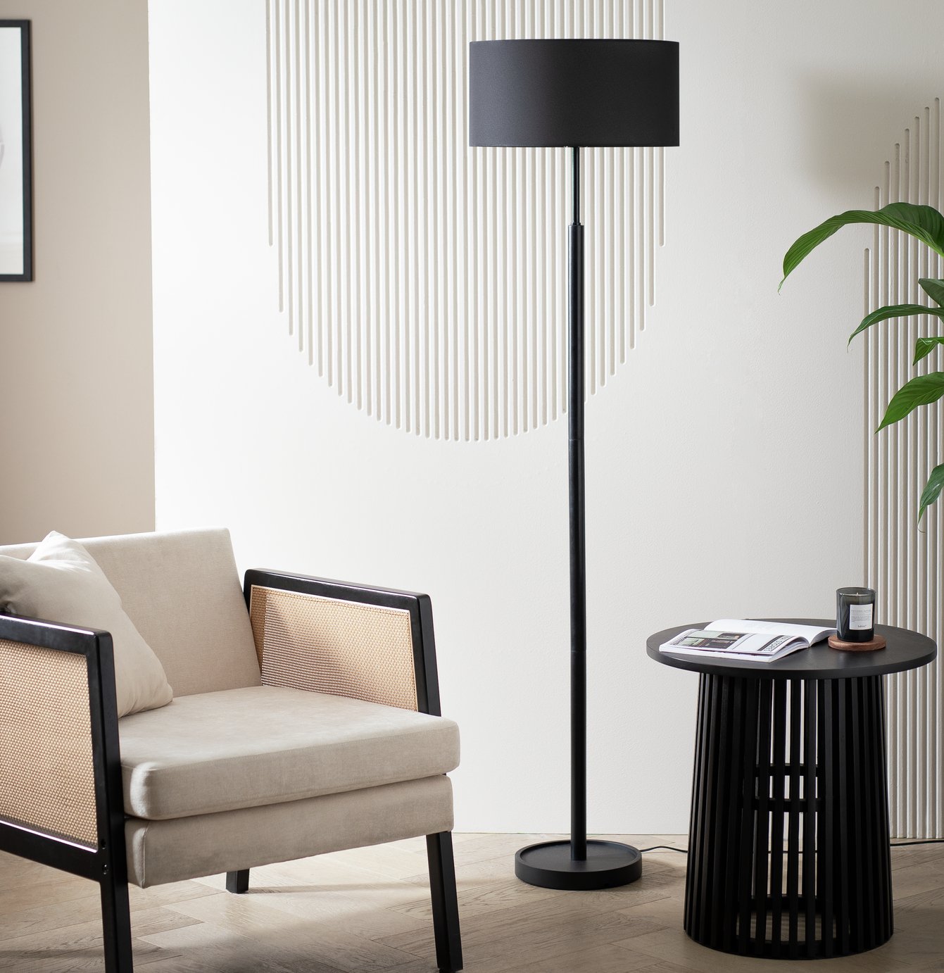 Argos Home Gloss Stick Floor Lamp - Black