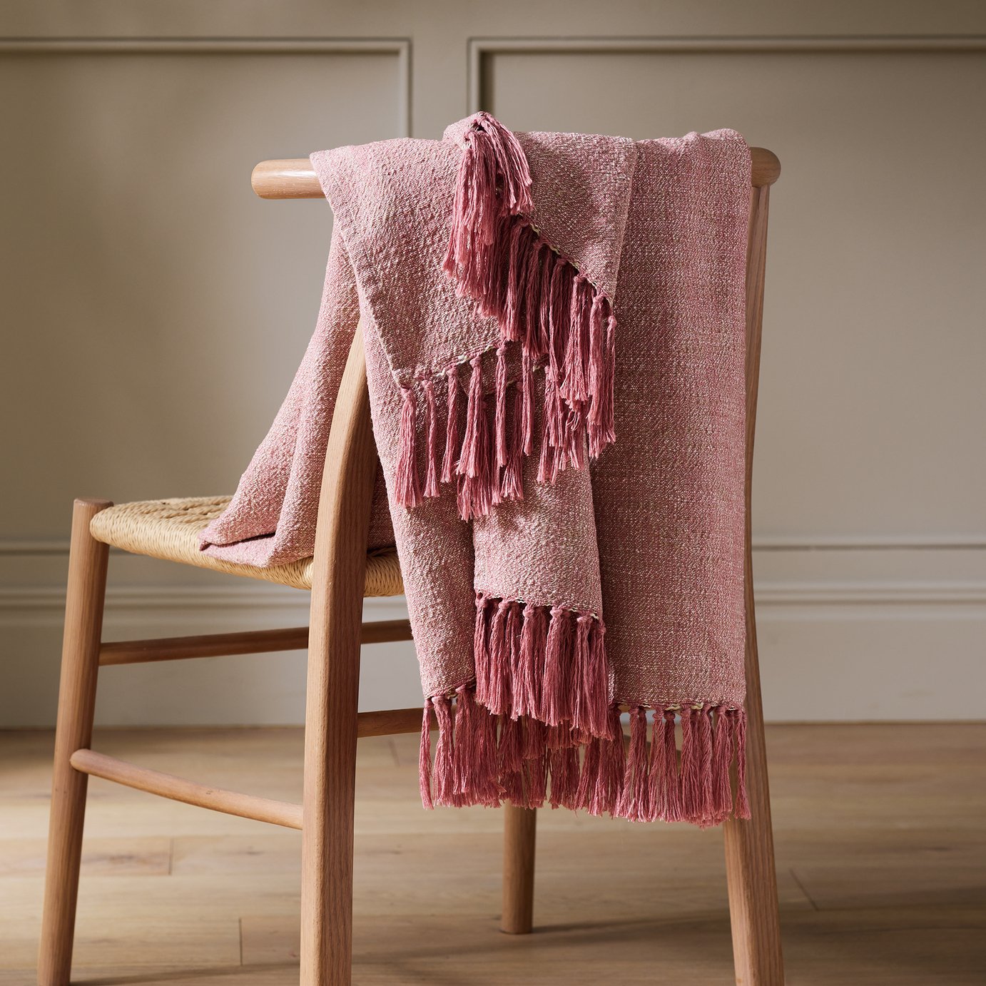 Habitat Woven Throw - Rose - 125x150cm