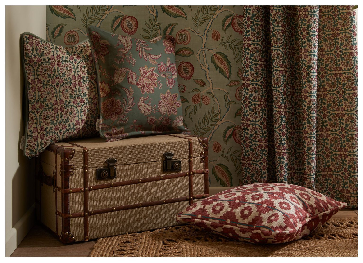 Esselle Home Fruits of Paradise Green Wallpaper