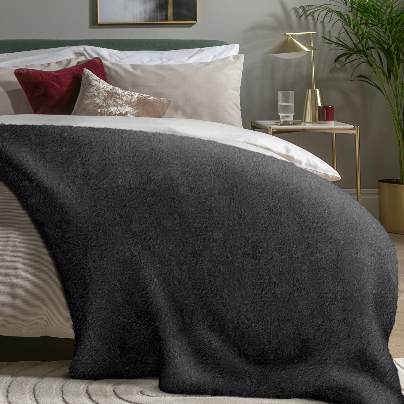 Habitat Faux Fur Throw - Black - 125x150cm