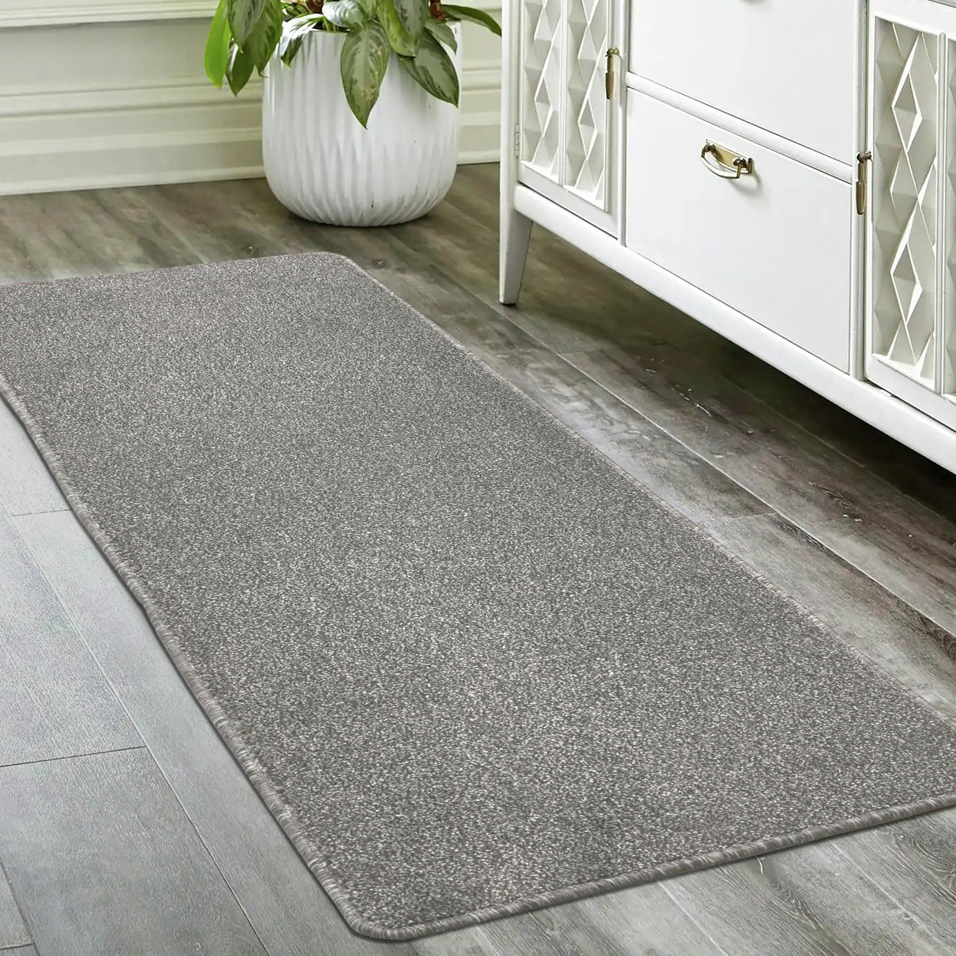 Homemaker Relay Plain Short Pile Runner